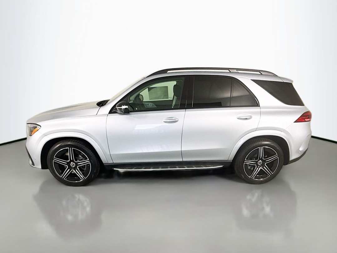 2026 Mercedes-Benz GLE 450 - Image 3
