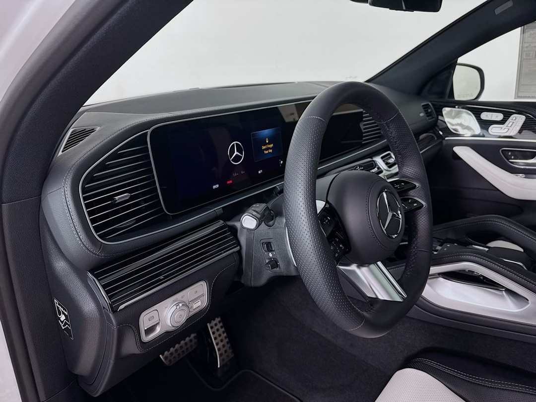 2026 Mercedes-Benz GLE 450 - Image 7