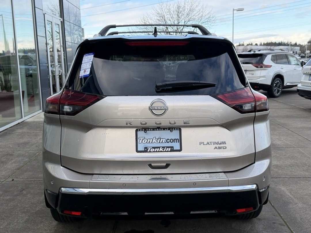 2026 Nissan Rogue Platinum - Image 6