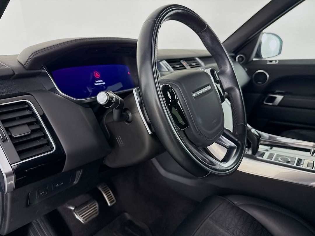 2019 Land Rover Range Rover Sport HSE Dynamic - Image 7