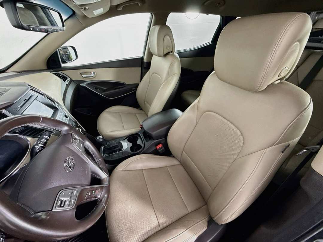 2017 Hyundai Santa Fe Sport 2.0T - Image 5