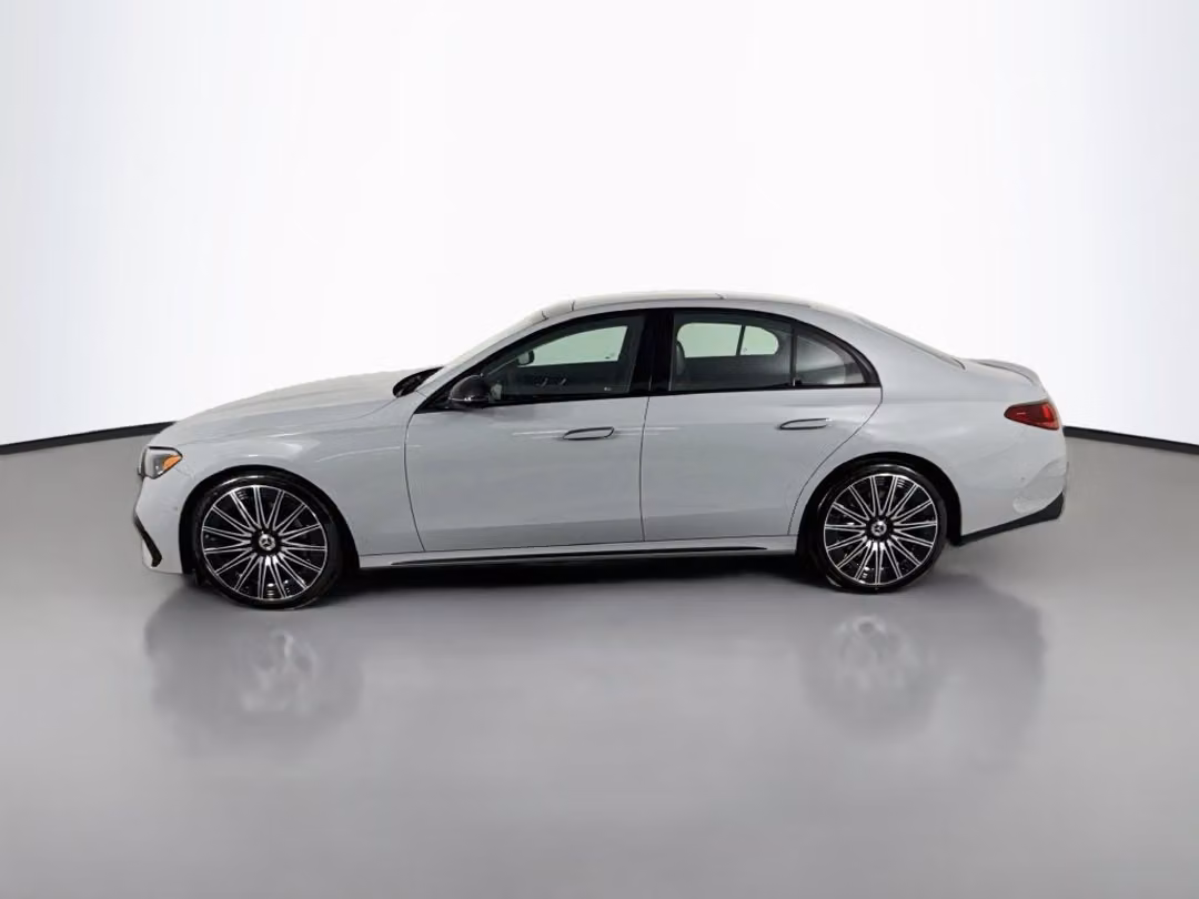 2027 Mercedes-Benz E-Class E 450 - Image 2