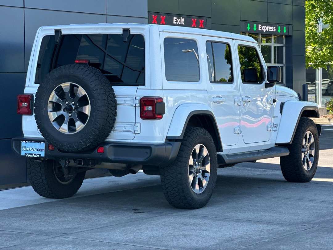 2018 Jeep Wrangler Unlimited Sahara - Image 3