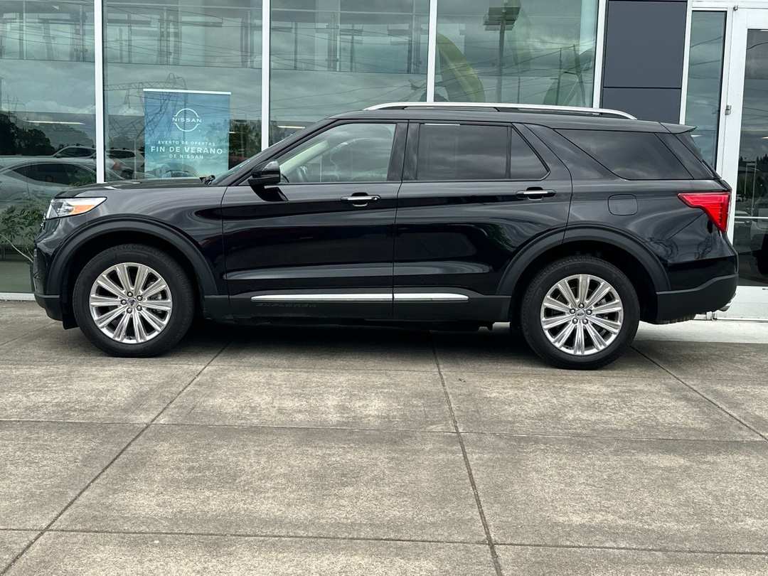 2022 Ford Explorer Limited - Image 6