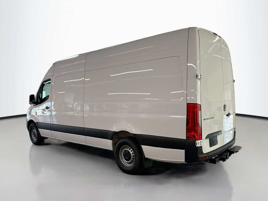 2026 Mercedes-Benz Sprinter 2500 - Image 5