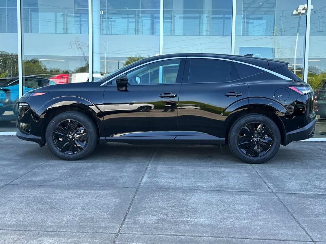 2025 Nissan Murano SV - Image 6