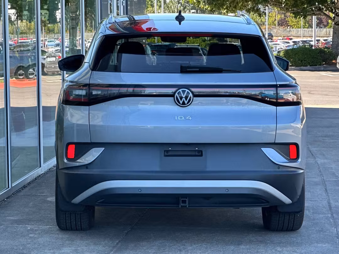 2023 Volkswagen Id.4 Pro - Image 4