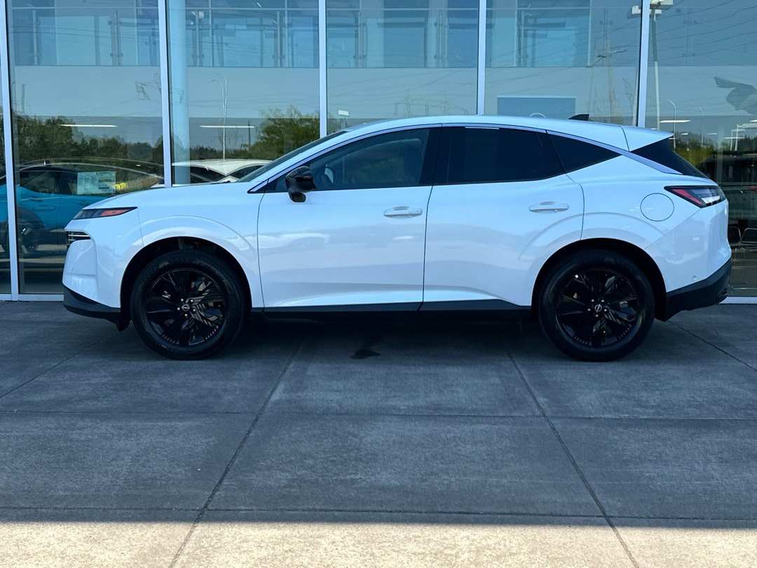 2025 Nissan Murano SV - Image 6