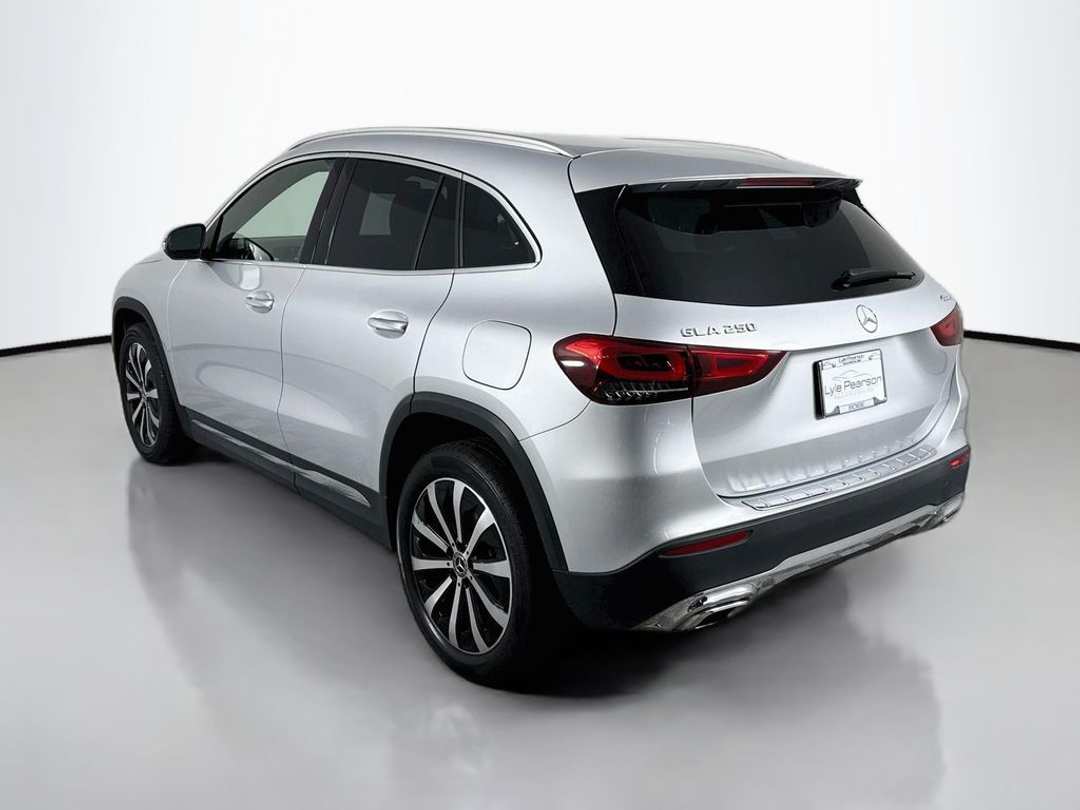 2023 Mercedes-Benz GLA 250 - Image 5