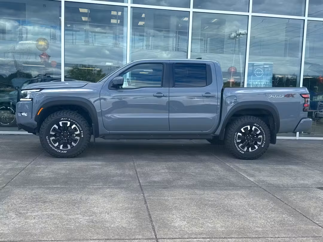 2024 Nissan Frontier PRO4X - Image 6