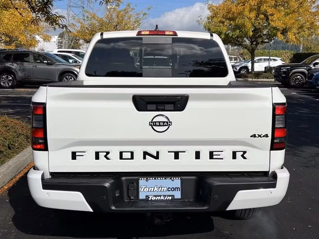 2026 Nissan Frontier SV - Image 5
