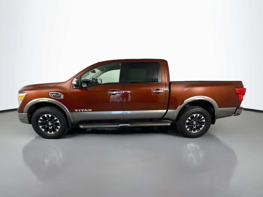 2017 Nissan Titan Platinum Reserve - Image 3