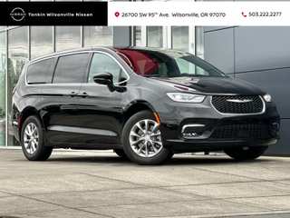 In Transit 2026 Chrysler Pacifica Limited