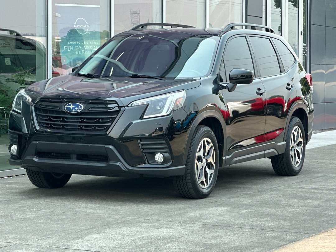 2022 Subaru Forester Premium - Image 7