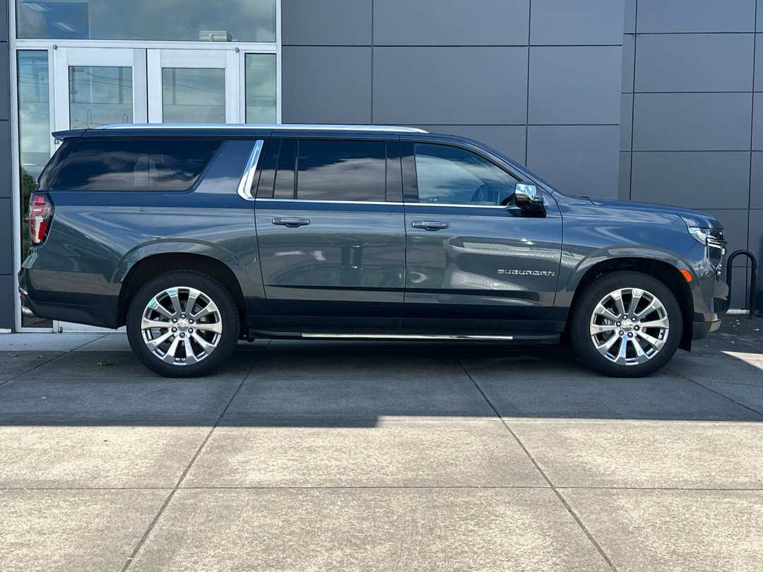 2021 Chevrolet Suburban Premier - Image 2