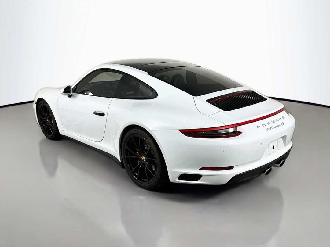 2018 Porsche 911 Carrera 4S - Image 5