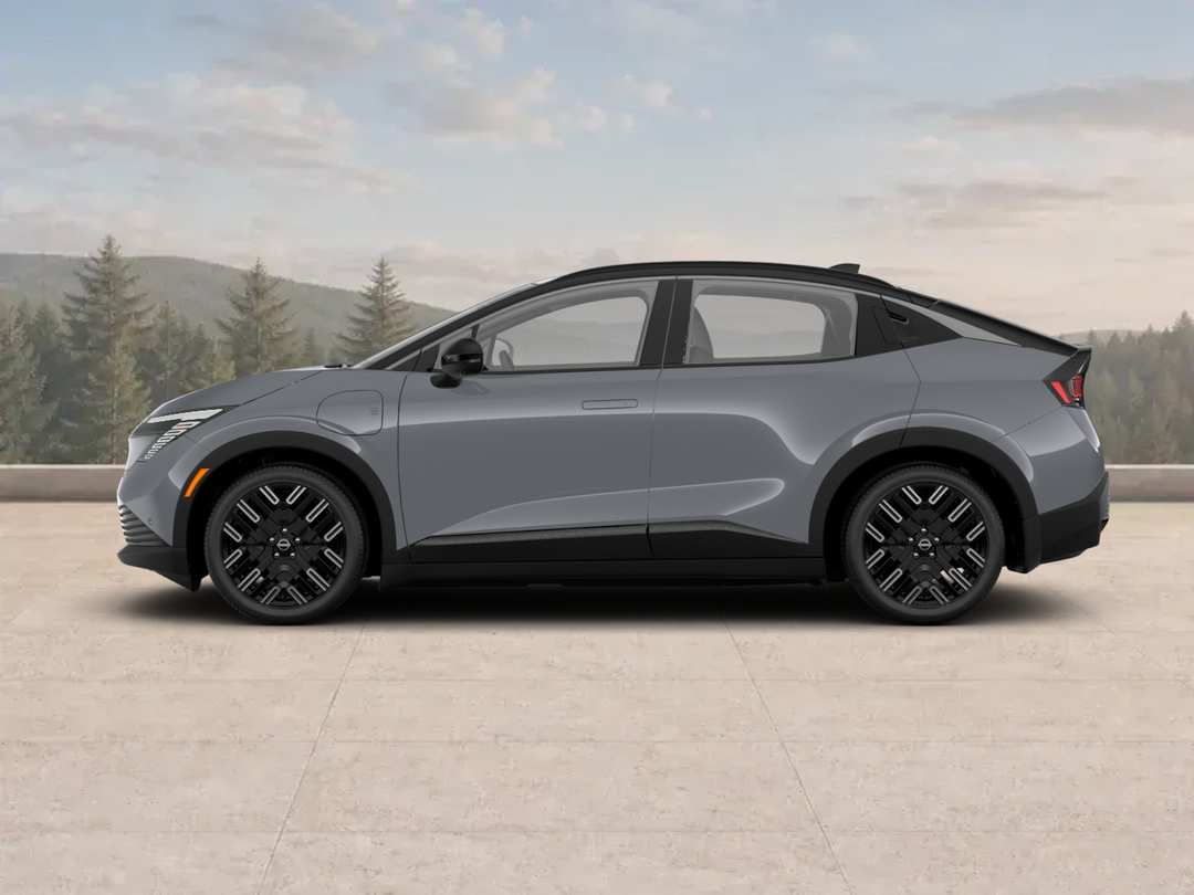 2026 Nissan LEAF PLATINUM+ - Image 4