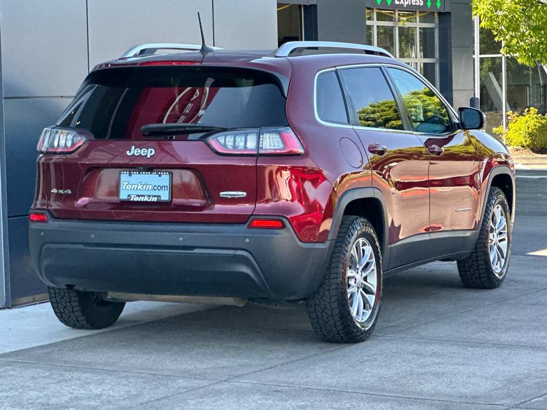 2019 Jeep Cherokee Latitude Plus - Image 3