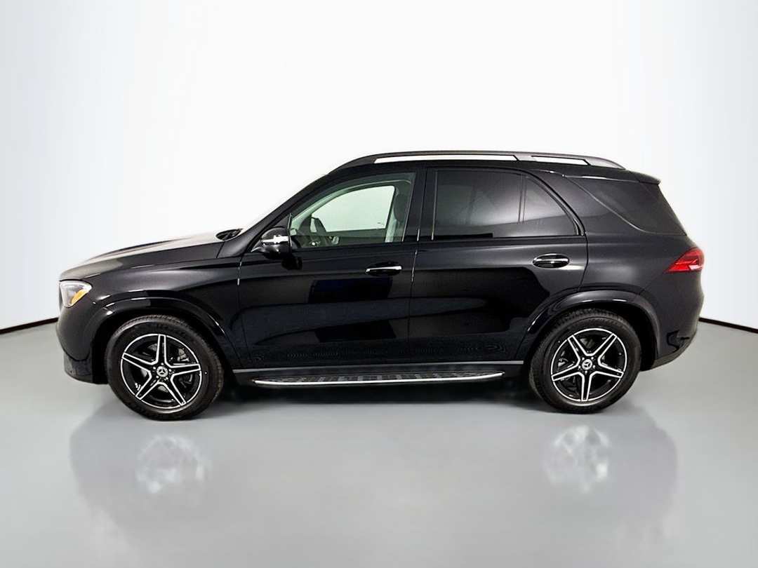 2026 Mercedes-Benz GLE 450 - Image 3