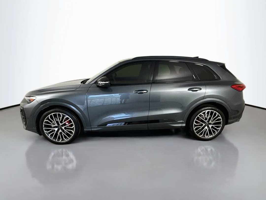 2025 Audi Sq5 3.0T Premium Plus - Image 3