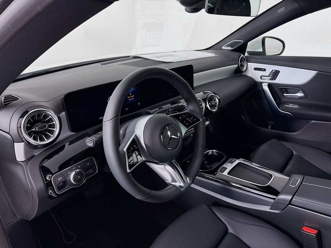 2026 Mercedes-Benz CLA 250 - Image 7