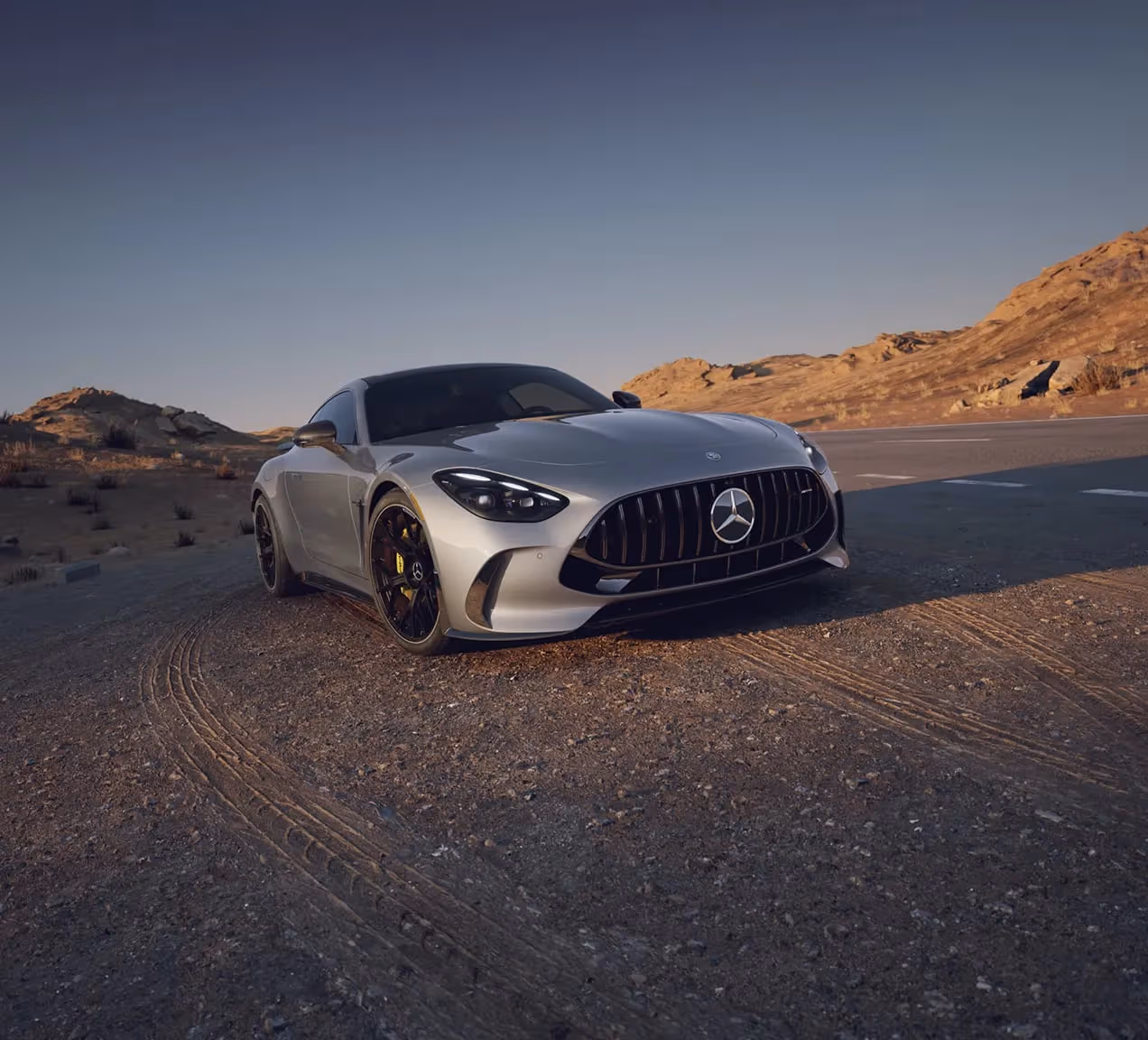 2027 Mercedes-Benz GT — Iconic GT design